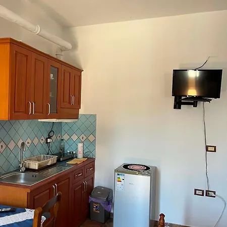 Dhoma Plazhi Arturi 4